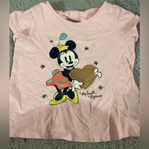 Gap Minnie Mouse shirt in great condition